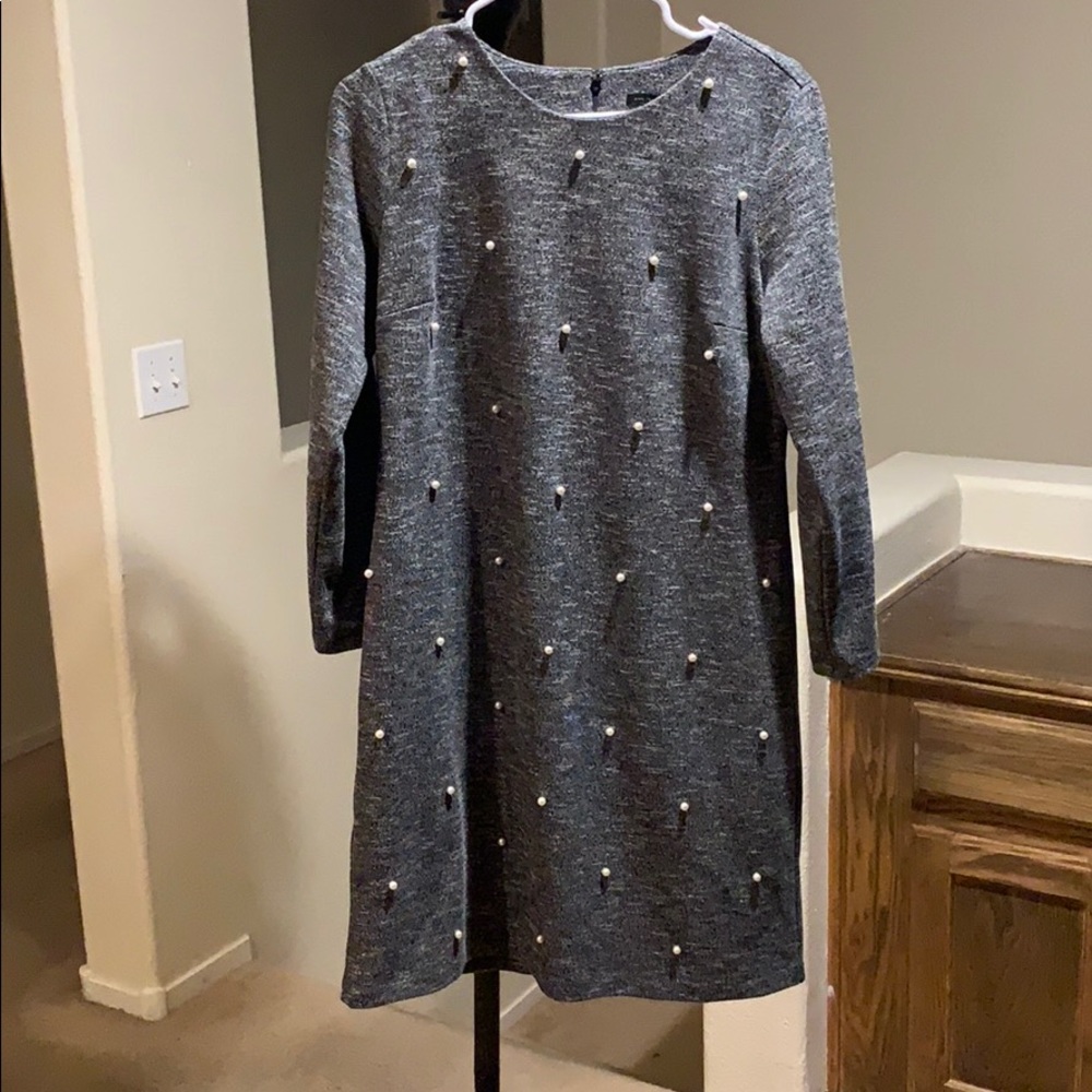 Ann Taylor pearl dress! Great for work!